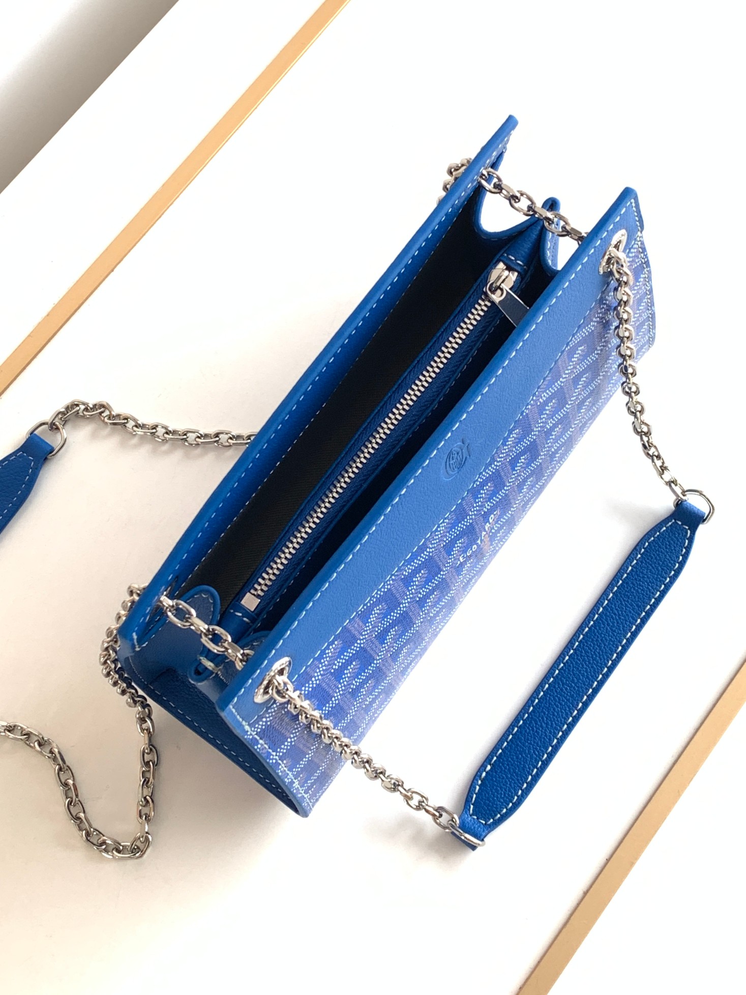 Rouette Structure Mini Shoulder Bag In Blue